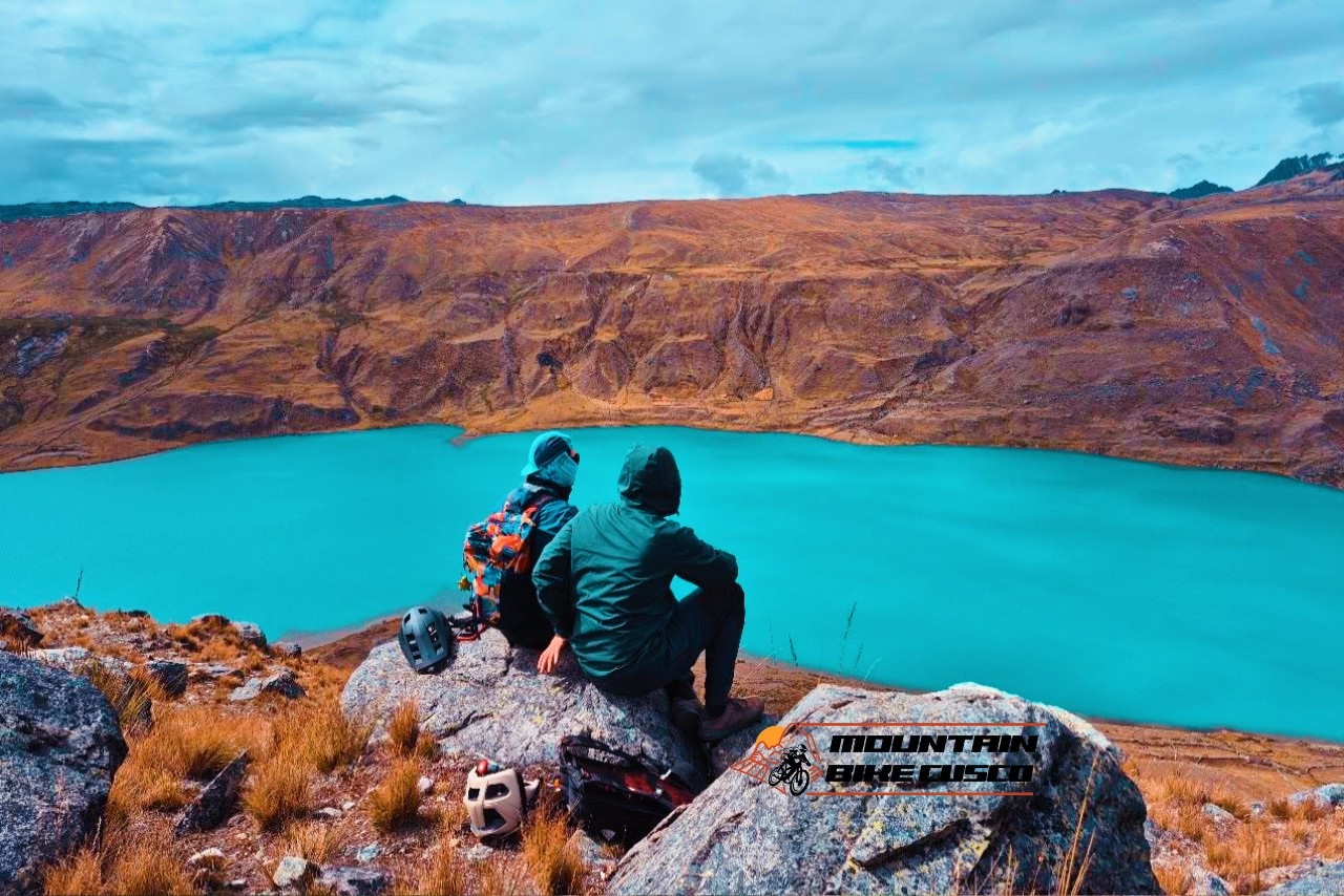 ausangate 7 lagunas y rainbow mountain ebiking